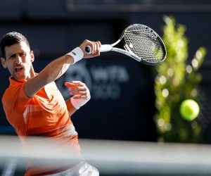 epa10395117 Novak Djokovic of Serbia in his match against Sebastian Korda of the United States during the Men's Singles Final 2023 Adelaide International Tennis Tournament at the Memorial Drive Tennis Centre in Adelaide, Australia, 08 January 2023.  EPA/MATT TURNER AUSTRALIA AND NEW ZEALAND OUT