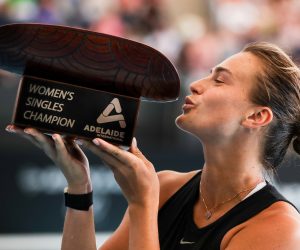 epa10395082 Aryna Sabalenka celebrates victory during her match against Linda Noskova of the Czech Republic in the Womens Singles Final 2023 Adelaide International Tennis Tournament at the Memorial Drive Tennis Centre in Adelaide, Australia, 08 January 2023.  EPA/MATT TURNER AUSTRALIA AND NEW ZEALAND OUT