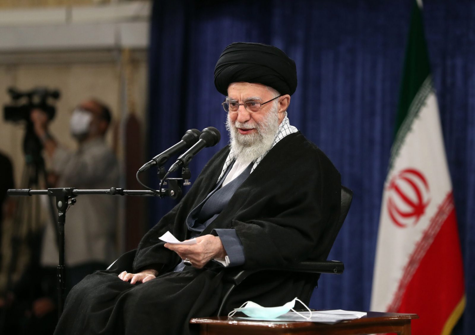epa10396751 A handout photo made available by the Iranian supreme leader's office shows Ayatollah Ali Khamenei speak during a meeting in Tehran, Iran, 09 January 2023.  EPA/IRAN SUPREME LEADER OFFICE / HANDOUT  HANDOUT EDITORIAL USE ONLY/NO SALES