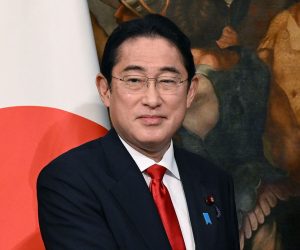 epa10398061 Italian Prime Minister Giorgia Meloni (R) and Japanese Prime Minister Fumio Kishida (L) shake hands after a joint news conference following their meeting at the Chigi Palace in Rome, Italy, 10 January 2023. Kishida is on a weeklong trip to Europe and North America.  EPA/ETTORE FERRARI