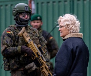 epa10401368 German Defense Minister Christine Lambrecht talks with soldiers during her visit at the Panzergrenadier Battalion 371, in Marienberg, Germany, 12 January 2023. According to the German military, since the Puma infantry fighting vehicles are currently not available, two companies of Panzergrenadier Battalion 371 (armoured infantry battalion) with their Marder infantry fighting vehicles are taking over this contribution to the NATO spearhead.  EPA/MARTIN DIVISEK