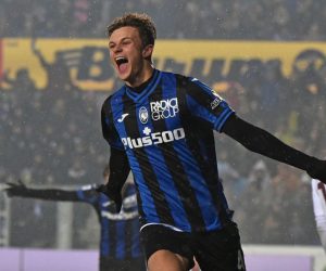 epa10407391 Atalanta's Giorgio Scalvini celebrates after scoring the 3-1 goal during the Italian Serie A soccer match Atalanta BC and US Salernitana at the Gewiss Stadium in Bergamo, Italy, 15 January 2023.  EPA/PAOLO MAGNI