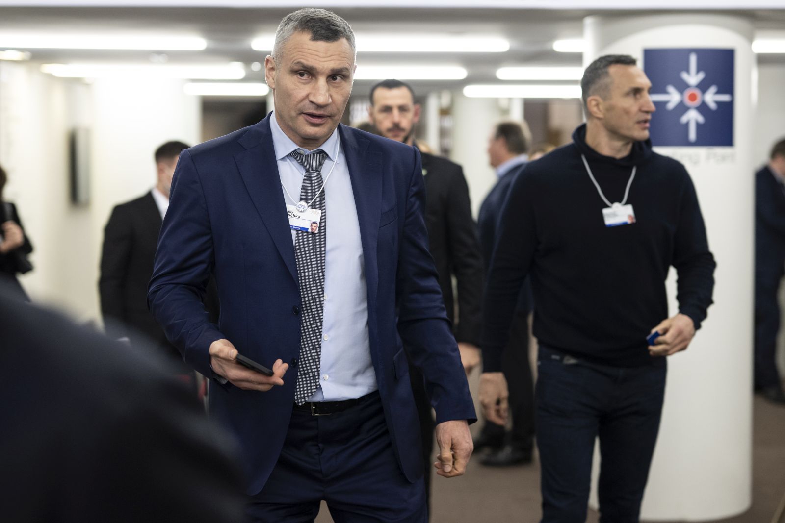 epa10409401 Brothers Vitaliy Klitschko, mayor of Ukraine's capitol Kyiv (L) and Vladimir Klitschko, Ukrainian former professional boxer and businessman (R) attend the 53rd annual meeting of the World Economic Forum, WEF, in Davos, Switzerland, 16 January 2023. The meeting brings together entrepreneurs, scientists, corporate and political leaders in Davos under the topic 'Cooperation in a Fragmented World' from 16 to 20 January 2023.  EPA/GIAN EHRENZELLER