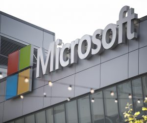 epa10414382 The exterior of the Microsoft Theater in downtown Los Angeles, California, USA, 18 January 2023. Microsoft announced earlier in the day that it plans to lay off 10,000 employees in a cost-cutting measure.  EPA/CAROLINE BREHMAN