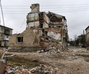 epa10423773 Damaged apartment blocks in the town of Lyman, Donetsk region, Ukraine, 22 January 2023. Lyman was re-captured by Ukraine's armed forces in October. Before the beginning of active combat action population of Lyman was around 41,000. After being under Russian occupation, without electricity, water and gas supply, infrastructure is slowly renewing. Russian troops entered Ukraine terriroty on 24 February 2022, starting an armed conflict that has provoked destruction and a humanitarian crisis.  EPA/OLEG PETRASYUK