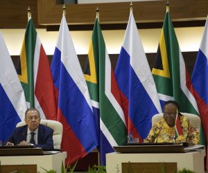 epa10424415 Sergei Lavrov (L), the Minister of Foreign Affairs of the Russian Federation, attend a mneeting for bilateral talks with his South African counterpart, Minister of International Relations and Cooperation, Dr. Naledi Pandor (R), in Pretoria, South Africa, 23 January 2023. Lavrov's visit to South Africa was accompanied by protests of the country's Ukrainian community calling on the South African government to cancel the talks and the ongoing co-operation with Russia.  EPA/KIM LUDBROOK