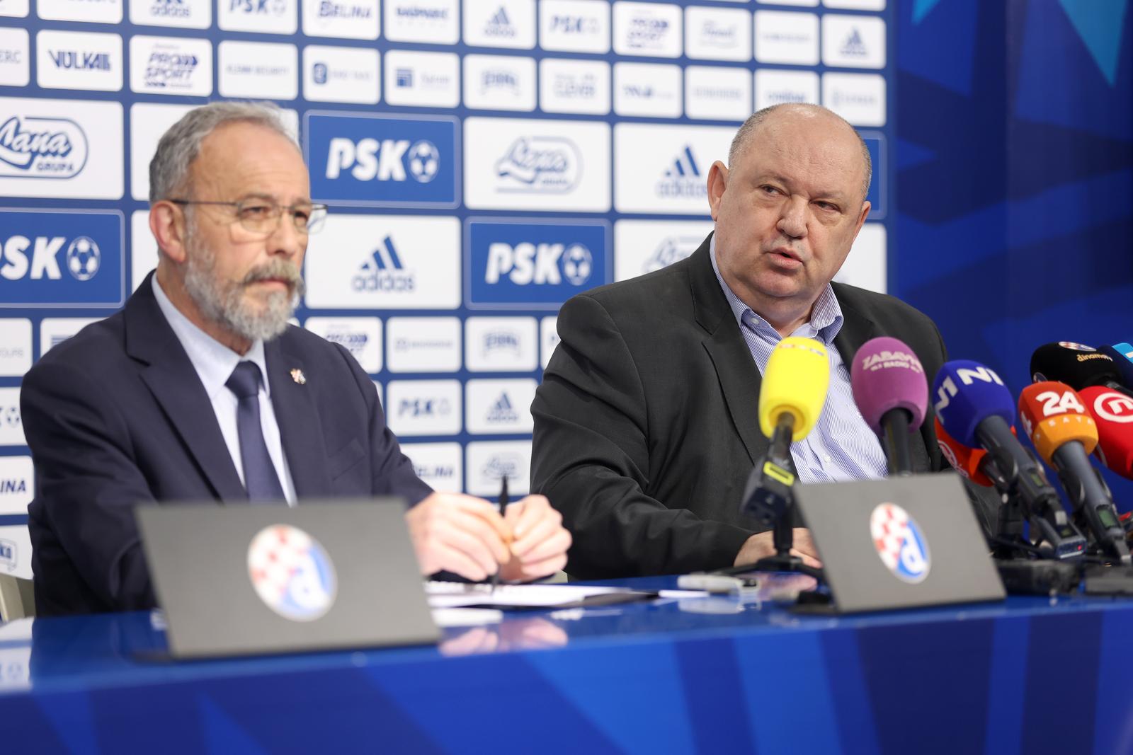 02.01.2023., Zagreb - U prostorijama kluba GNK Dinamo na stadionu Maksimir odrzana je konferencija ze medije koju je saszvao Nadzorni odbor kluba. Konferenciji su nazocili clanovi Izvrsnog odbora kao i Skupstine.  predsjednik Nadzornog odbora Miroslav Rozic, clan Izvrsnog odbora Damir Zoric Photo: Igor Kralj/PIXSELL