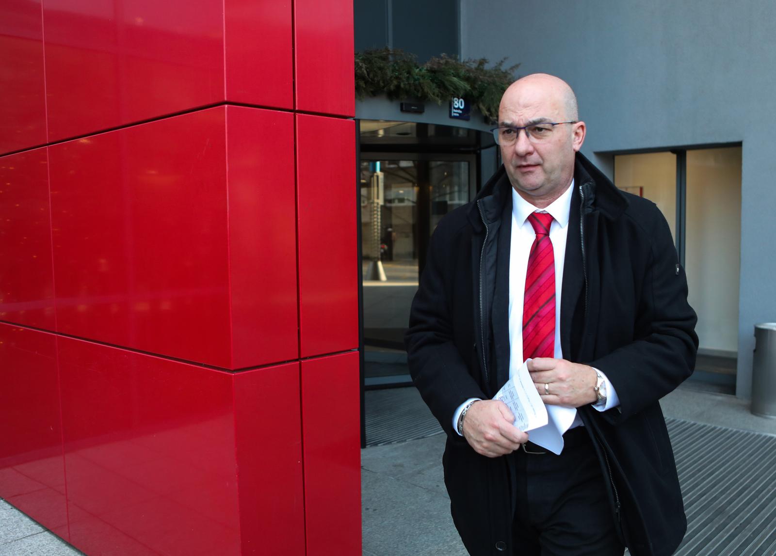 02.01.2023., Zagreb - Drzavni tajnik u Ministarstvu gospodarstva i odrzivog razvoja Ivo Milatic dao je izjavu za medije povodom novih cijena goriva. Photo: Zeljko Hladika/PIXSELL