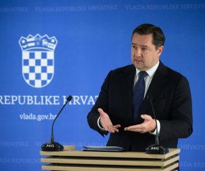 05.01.2023., Zagreb, NSK - 183. sjednica Vlade - prijedlog izmjena i dopuna Zakona o fiskalnoj odgovornosti (EU) te prijedlog zakljucka o provedbi nacela zabrane neopravdanog povecanja cijena.  Izjava Andrija Mikulic.
 Photo: Davor Puklavec/PIXSELL