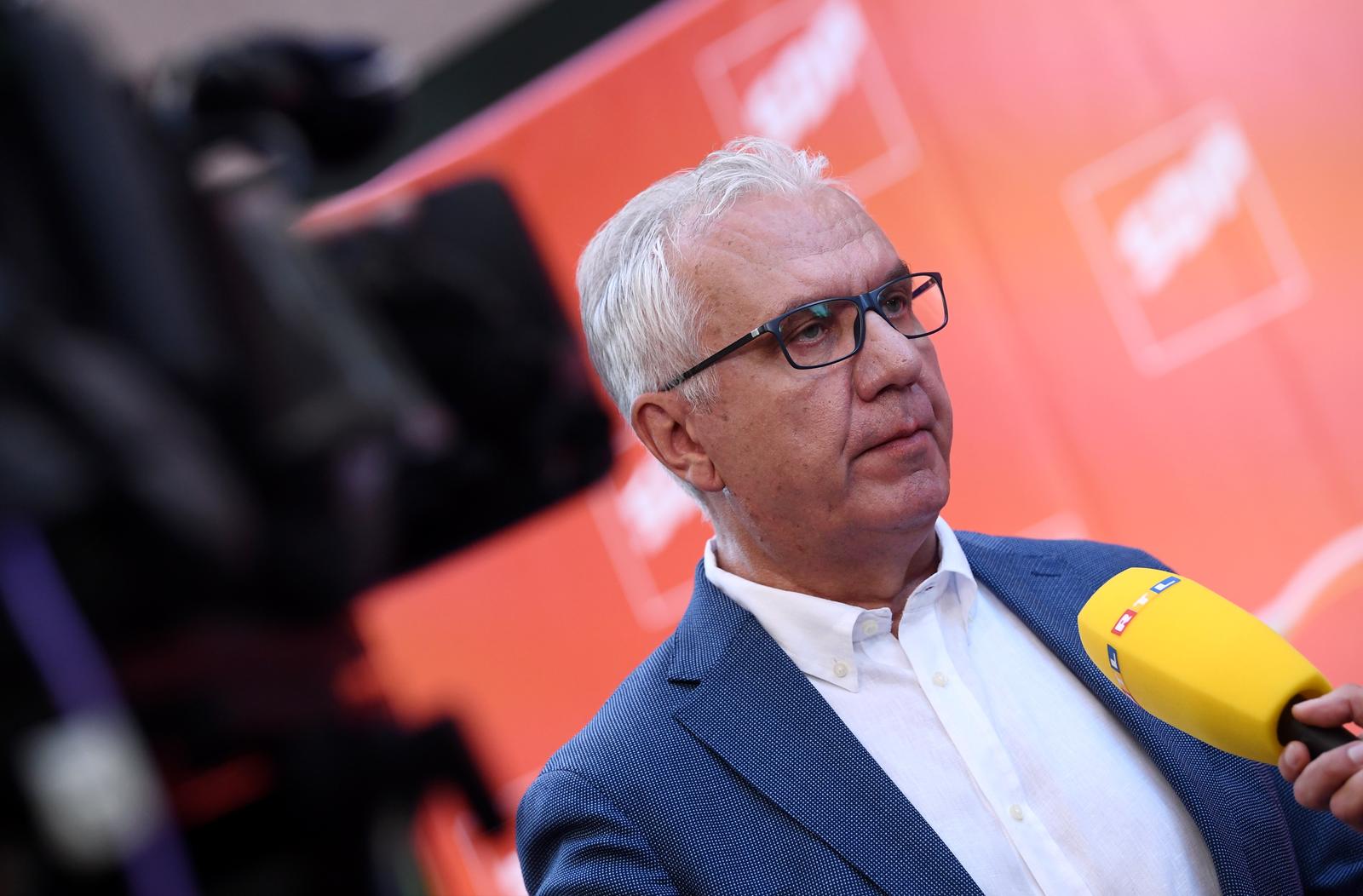 05.07.2020., Zagreb - Docek izbornih rezultata u stozeru Restart koalicije u prostorijama SDP-a na Iblerovom trgu. Rajko Ostojic  Photo: Marko Lukunic/PIXSELL