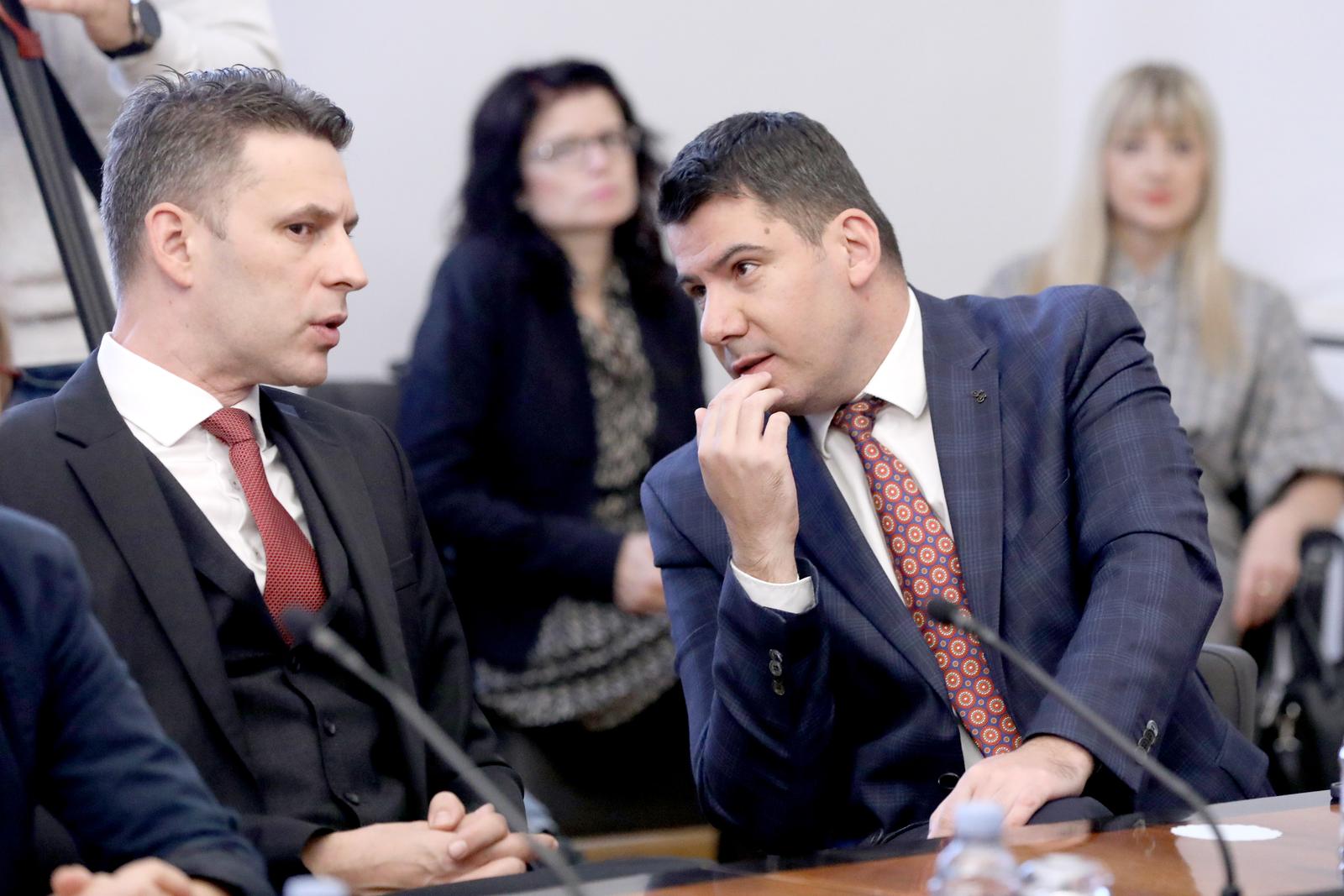 06.10.2022., Zagreb - U Saboru je pocela 40. sjednica Odbora za Ustav, Poslovnik i politicki sustav na kojoj se raspravlja o najavljenoj sjednici Nacionalnog vijeca za pracenje provedbe Strategije suzbijanja korupcije. Bozo Petrov, Nikola Grmoja

.

 Photo: Patrik Macek/PIXSELL