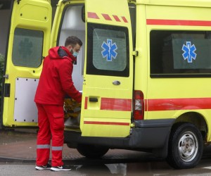 07.02.2022., Karlovac - Sanitetski prijevoz pacijenata. Photo: Kristina Stedul Fabac/PIXSELL