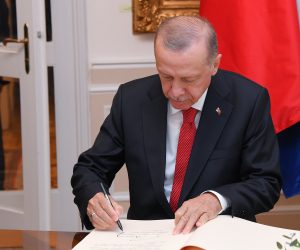 08.09.2022., Zagreb - Predsjednik Republike Turske Recep Tayyip Erdogan i predsjednik Vlade Republike Hrvatske Andrej Plenkovic odrzali su tete-a-tete susret u Banskim dvorima. Photo: Josip Regovic/PIXSELL
