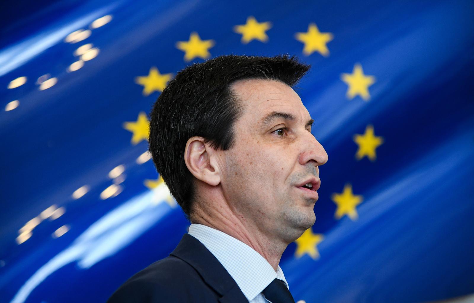 Zagreb: Hrast i HKS zajedno izlaze na izbore za Europski parlament 09.02.2019., Zagreb  - Na konferenciji za medije predstavnici politickih stranaka Hrasta i Hrvatske konzervativne stranke, udruga, inicijativa i istaknuti pojedinci predstavili su zajednicki izlazak na izbore za Europski parlament. Ladislav Ilcic   Photo: Josip Regovic/PIXSELL