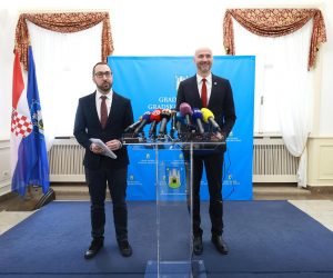 10.01.2023., Zagreb - Vjencana dvorana Gradske skupstine. Gradonacelnik Grada Zagreba Tomislav Tomasevic i predsjednik Gradske skupstine Grada Zagreba Josko Klisovic odrzali su zajednicku konferenciju za medije. Photo: Sanjin Strukic/PIXSELL