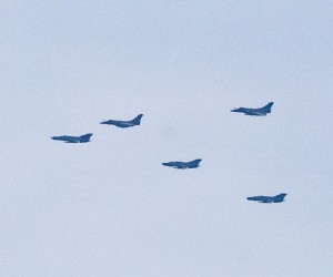 15.03.2022. Pula - Zajedničko letenje i uvjezbavanje pilota 191. Eskadrile lovackih aviona i francuskih pilota aviona Rafale s nosaca zrakoplova "Charles de Gaulle" u zracnom prostoru iznad Istre i Kvarnera, Like i Korduna, u cilju uvjezbavanja nadzora i zastite zracnog prostora i zadaca odvracanja. U vjezbi je sudjelovala i bojna Zracnog motrenja i navodjenja Hrvatskog ratnog zrakoplovstva. Photo: Srecko Niketic/PIXSELL