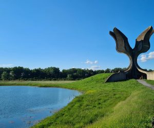 15.05.2021., Jasenovac - Kameni cvijet je monumentalni spomenik posvecen svim zrtvama koje su stradale od strane ustasa u sabirnom logoru Jasenovac tijekom Drugog svjetskog rata. Photo: Sandra Krunic/PIXSELL