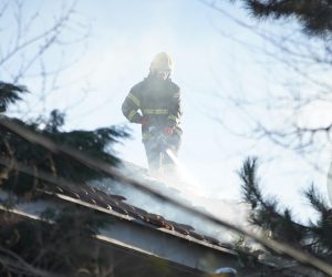 18, February, 2022, Belgrade - A fire broke out in the residence of the Croatian Embassy, located at 17b Sanje Zivanovic Street in Senjak. Photo: Antonio Ahel/ATAImages

18, februar, 2022, Beograd - U rezidenciji Hrvatske ambasade koja se nalazi u Ulici Sanje Zivanovic 17b na Senjaku  izbio je pozar. Photo: Antonio Ahel/ATAImages Photo: Antonio Ahel/ATAImages/PIXSELL