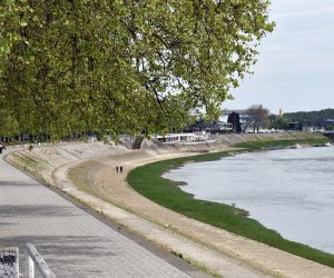 20.04.2020., Slavonski Brod - Promjenjivo vrijeme u Slavonskom Brodu. Vjetrovito, ali uglavnom suncano vrijeme idealno je za aktivnosti na otvorenom. Photo: Ivica Galovic/PIXSELL