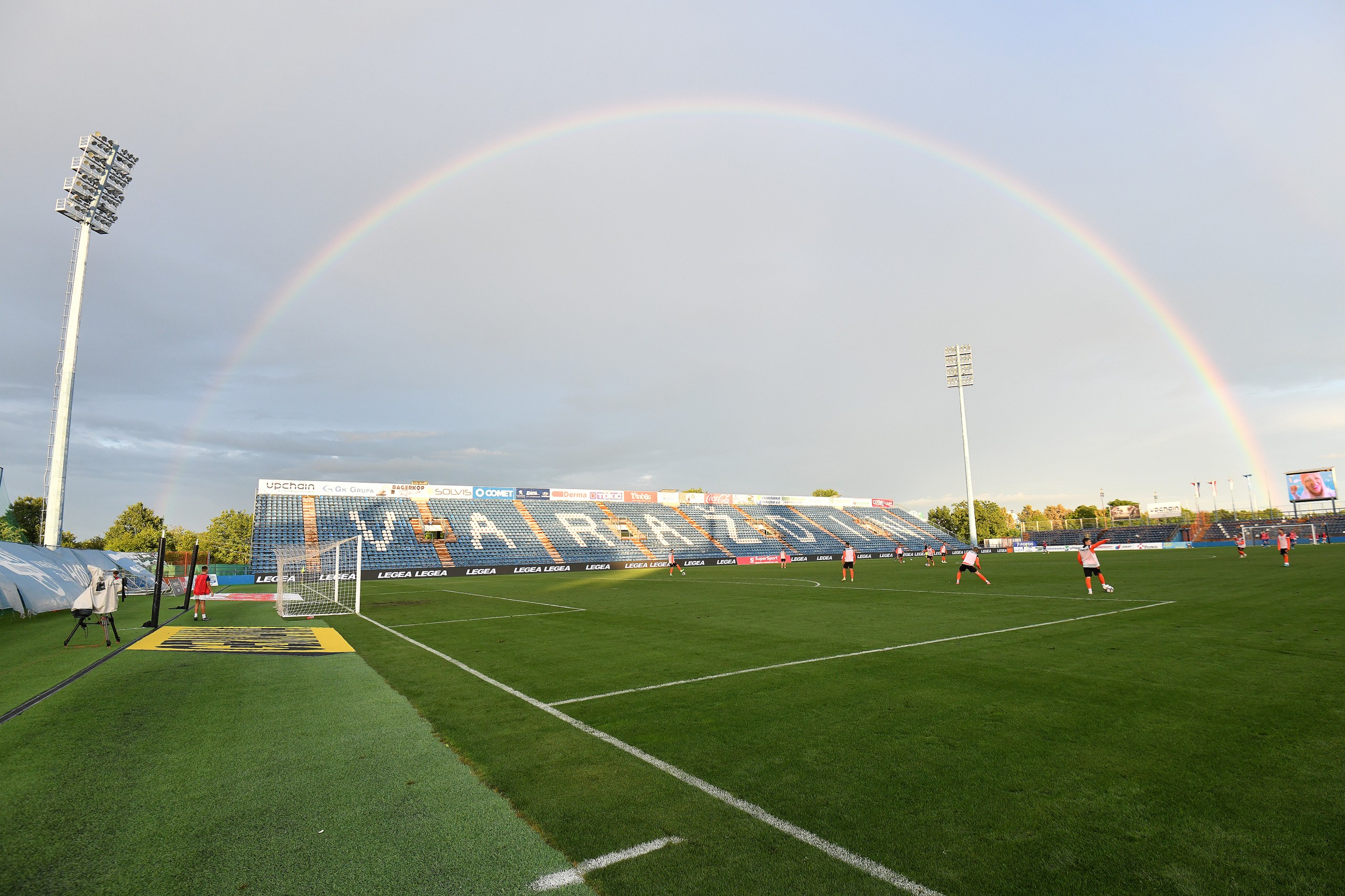 20.08.2022., Varazdin -TIjekom utakmice izmedju Sibenika i Varazdina stvorila se duga iznad stadiona Varteks. Photo: Vjeran Zganec Rogulja/PIXSELL