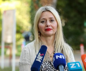 20.10.2021., Zagreb - Ivana Pavic Simetin, zamjenica ravnatelja Hrvatskoj zavoda za javno zdravstvo, komentirala je trenutnu epidemiolosku situaciju s obzirom na veliki porast novozarazenih. Photo: Goran Stanzl/PIXSELL