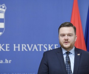 23.01.2023.., Zagreb -  Predsjednik Vlade Andrej Plenkovic primio je izvrsnog potpredsjednika Europske komisije za gospodarstvo u interesu gradjana Valdisa Dombrovskisa. Izjave nakon sastanka Photo: Josip Regovic/PIXSELL