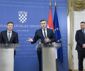 23.01.2023.., Zagreb -  Predsjednik Vlade Andrej Plenkovic primio je izvrsnog potpredsjednika Europske komisije za gospodarstvo u interesu gradjana Valdisa Dombrovskisa. Izjave nakon sastanka Photo: Josip Regovic/PIXSELL