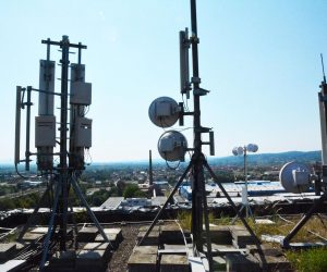 23.07.2017., Slavonski Brod - Antene i odasiljaci raznih operatera na vrhu nebodera"nPhoto: Ivica Galovic/PIXSELL