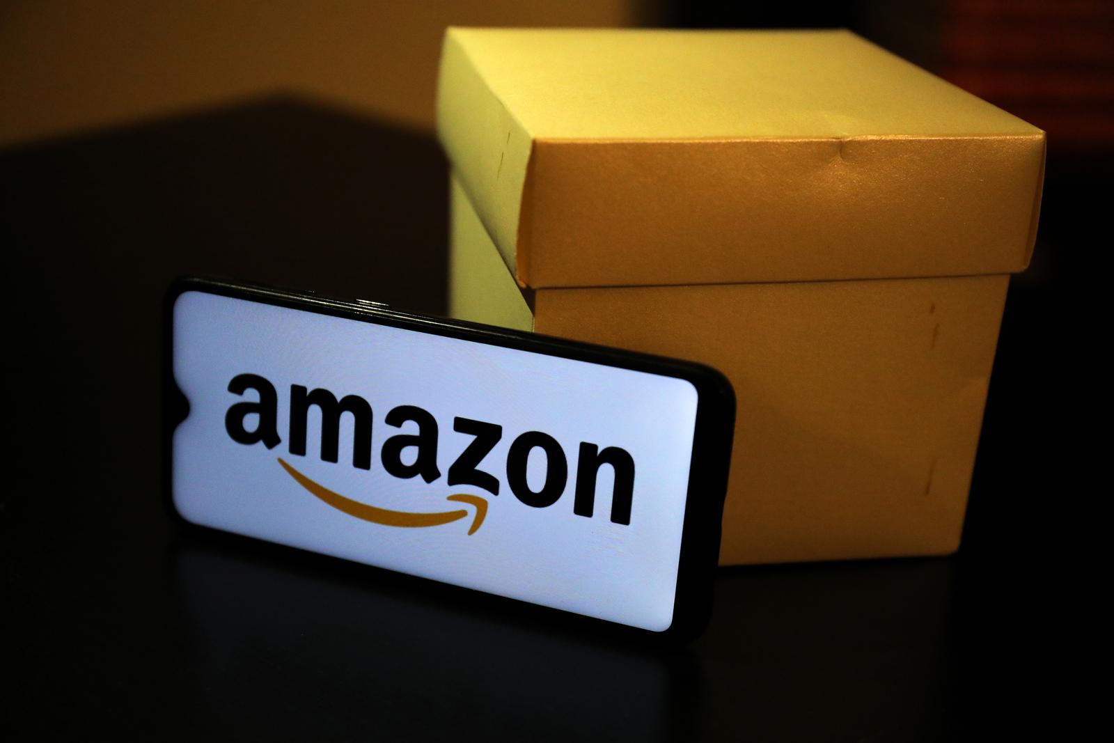 23.11.2020., Zagreb - Amazon poceo ekskluzivnu suradnju s Hrvatskom postom na dostavi paketa za hrvatsko trziste. Photo: Emica Elvedji/PIXSELL