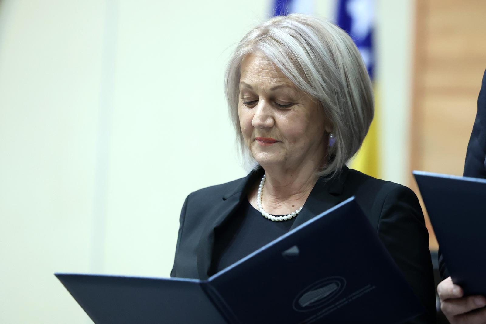25.01.2023., Sarajevo, Bosna i Hercegovina - Na sjednici Predstavnickog doma Parlamentarne skupstine Bosne i Hercegovine je izglasano novo Vijece ministara i potvrdjeni su svi predlozeni ministri i zamjenici ministara.
Photo: Armin Durgut/PIXSELL Photo: Armin Durgut/PIXSELL