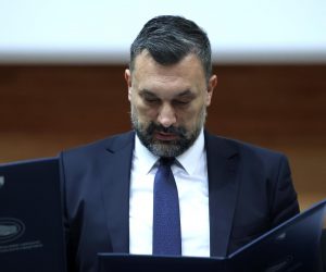 25.01.2023., Sarajevo, Bosna i Hercegovina - Na sjednici Predstavnickog doma Parlamentarne skupstine Bosne i Hercegovine je izglasano novo Vijece ministara i potvrdjeni su svi predlozeni ministri i zamjenici ministara.
Photo: Armin Durgut/PIXSELL Photo: Armin Durgut/PIXSELL