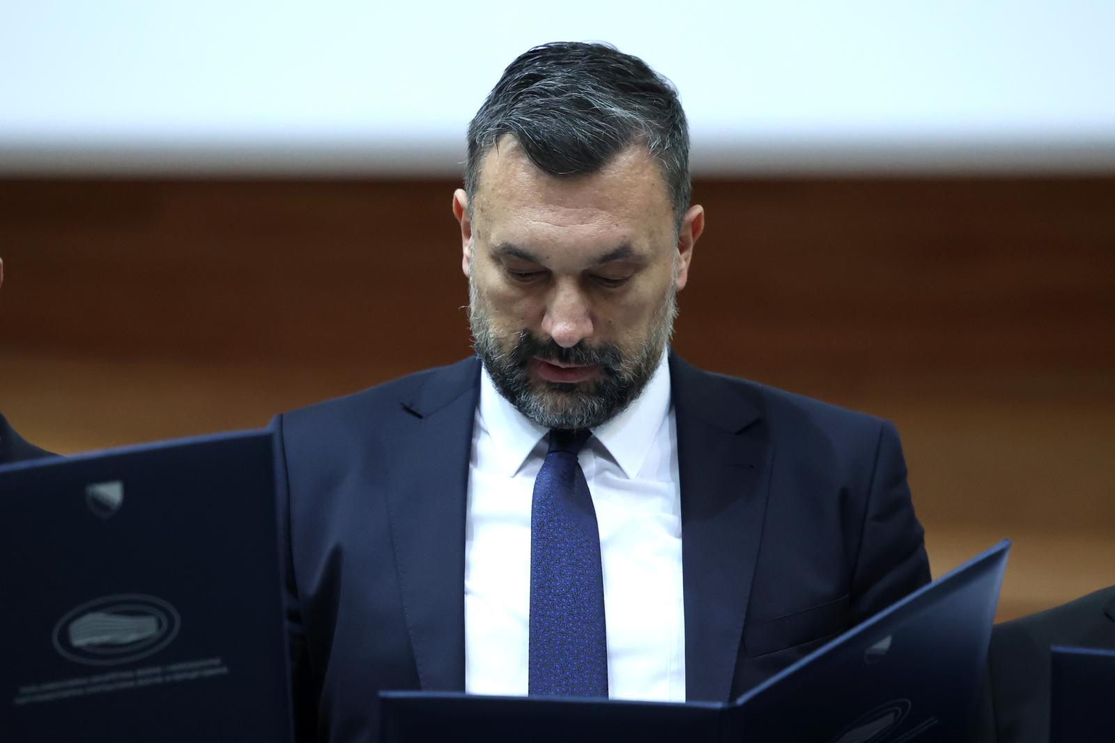 25.01.2023., Sarajevo, Bosna i Hercegovina - Na sjednici Predstavnickog doma Parlamentarne skupstine Bosne i Hercegovine je izglasano novo Vijece ministara i potvrdjeni su svi predlozeni ministri i zamjenici ministara.
Photo: Armin Durgut/PIXSELL Photo: Armin Durgut/PIXSELL