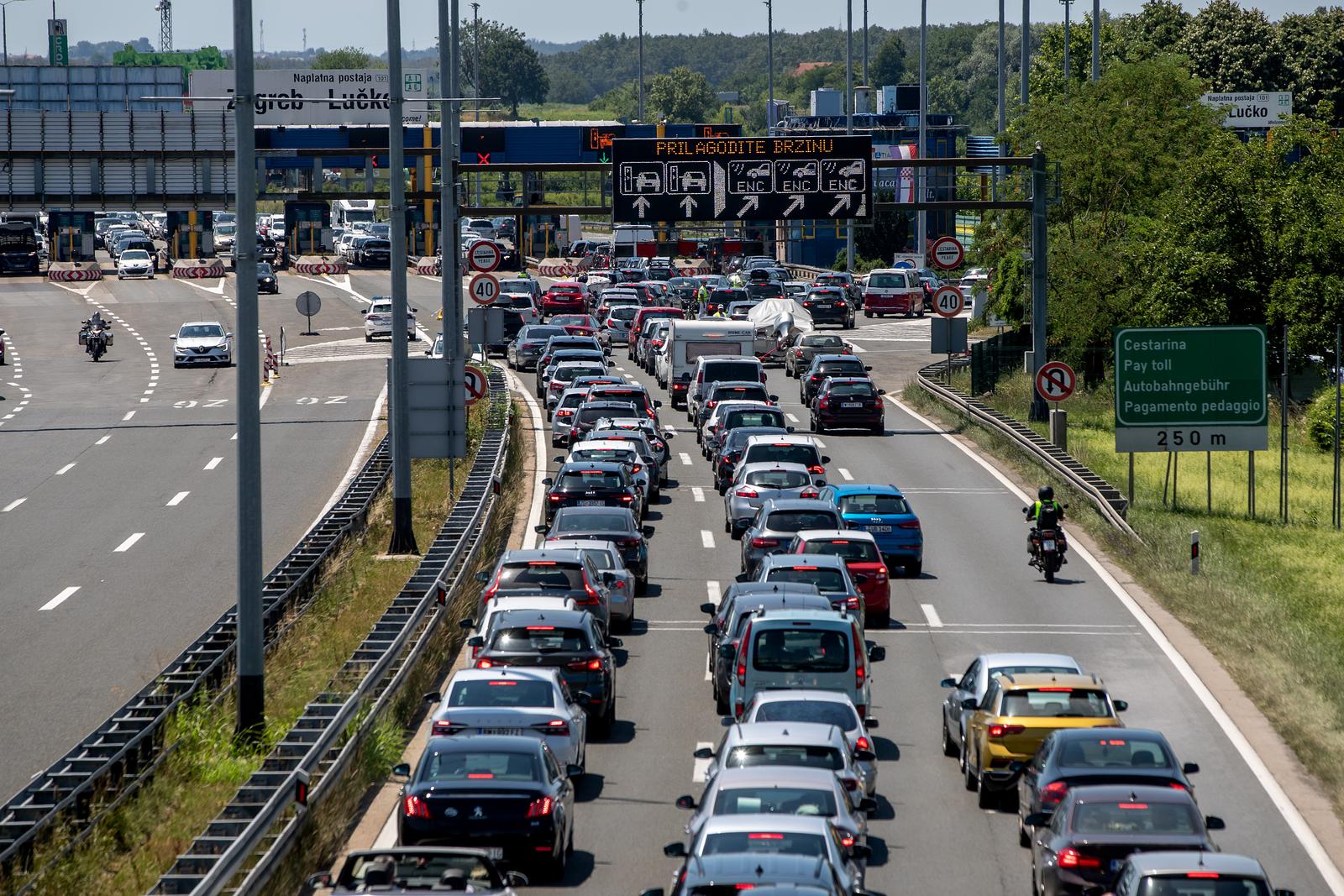 26.06.2022., Zagreb - Guzve na naplatnoj postaji Lucko. Photo: Igor Kralj/PIXSELL