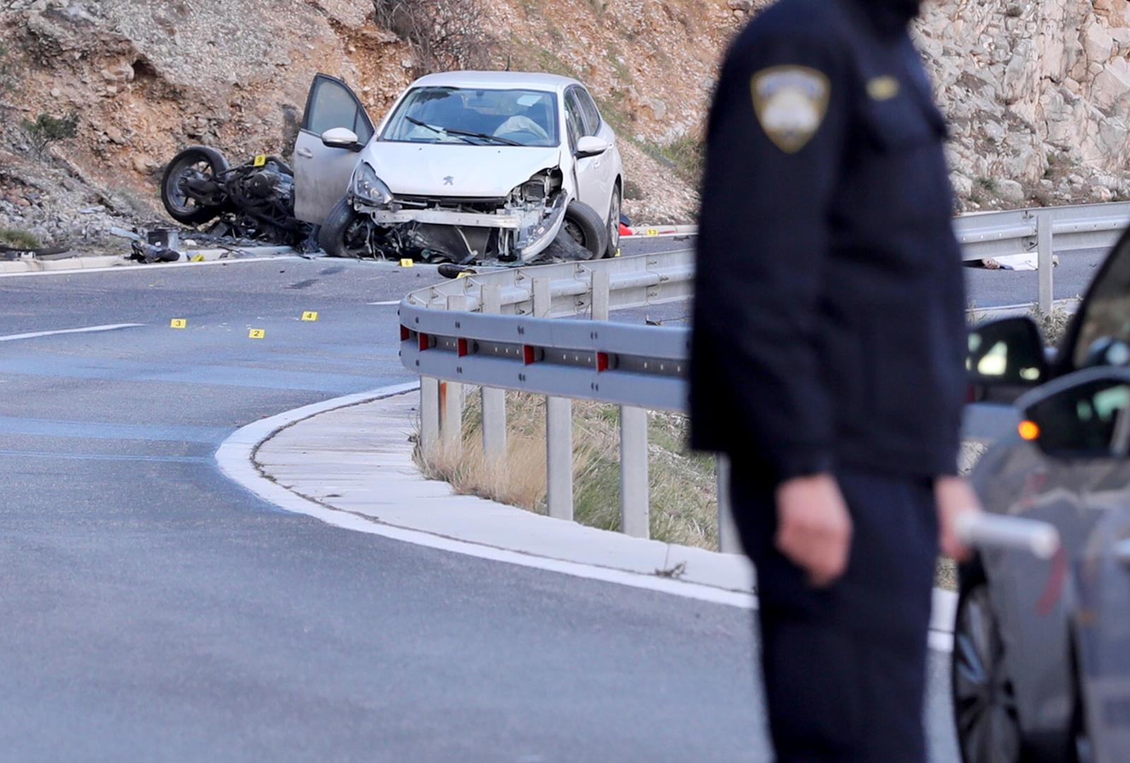28.01.2023., Pisak- Zbog teske prometne nesrece koja se oko 13 i 50 dogodila izmedju mjesta Pisak i Vrulje poginuo je motorist, cesta D8 je u potpunosti zatvorena za promet. Photo: Ivo Cagalj/PIXSELL
