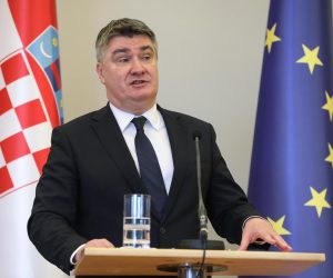 28.11.2022.,Zagreb, Pantovcak, Ured predsjednika RH, sastanak predsjednika Republike Zorana Milanovica i predsjednika Republike Slovenije Boruta Pahora . Nakon sastana predsjednici dali izajve za medije.   Photo: Robert Anic/PIXSELL