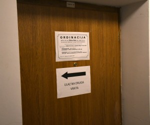 29.01.2023., Virovitica -U Opcoj bolnici Virovitica smjestena je psihijatrica Elvira Koic koja je jucer brutalno napadnuta nozem u svojoj privatnoj ordinaciji od strane pacijentice.  Privatna ordinacija psihijatrice Elvire Koic. Photo: Damir Spehar/PIXSELL