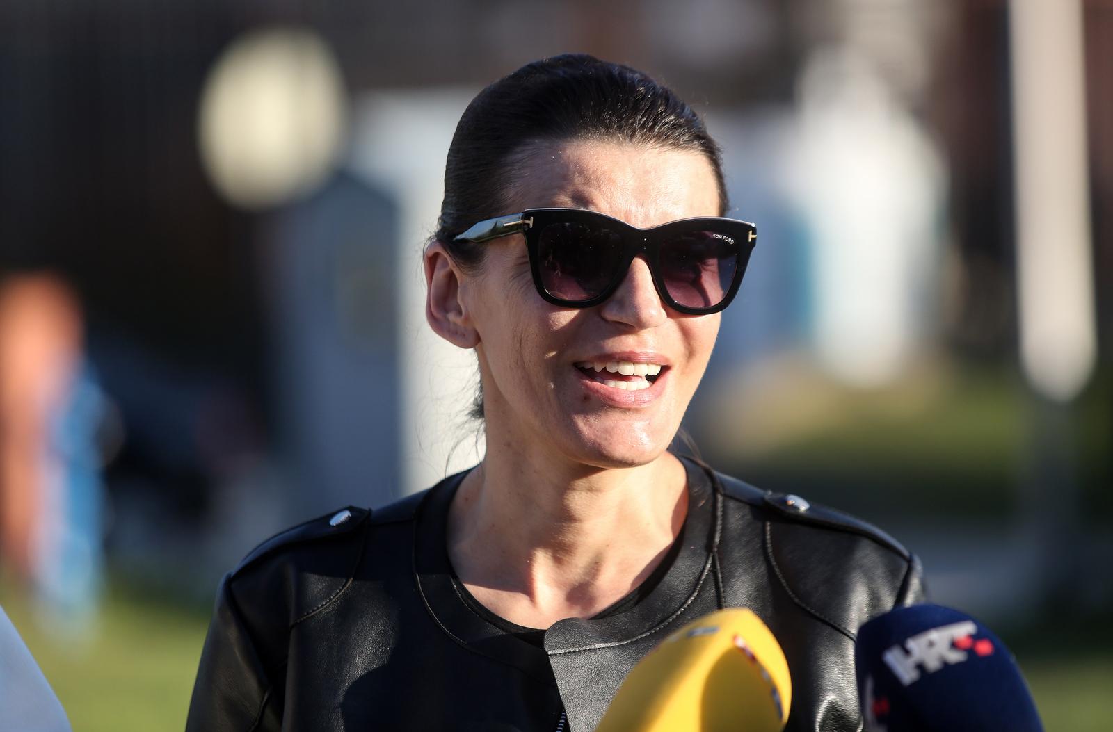 29.09.2020., Zagreb - Bivsa drzavna tajnica Josipa Rimac pustena iz istraznog zatvora u Remetincu nakon cetiri mjeseca. Josipa s odvjetnicom Lidijom Horvat rrPhoto: Marin Tironi/PIXSELL