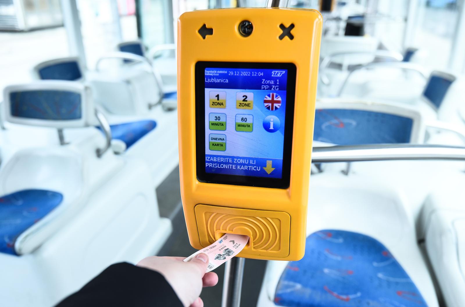 29.12.2022., Zagreb - ZET je poceo dvojno prikazivati cijene na kartama za tramvaj. Photo: Neva Zganec/PIXSELL