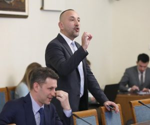31.01.2023., Zagreb -U Saboru je pocela 28. sjednica Nacionalnog vijeca za pracenje provedbe Strategije suzbijanja korupcije, na kojoj ce o aferi INA govoriti Bozo Petrov, Slaven Dobrovic i Tomislav Panenic. Photo: Patrik Macek/PIXSELL