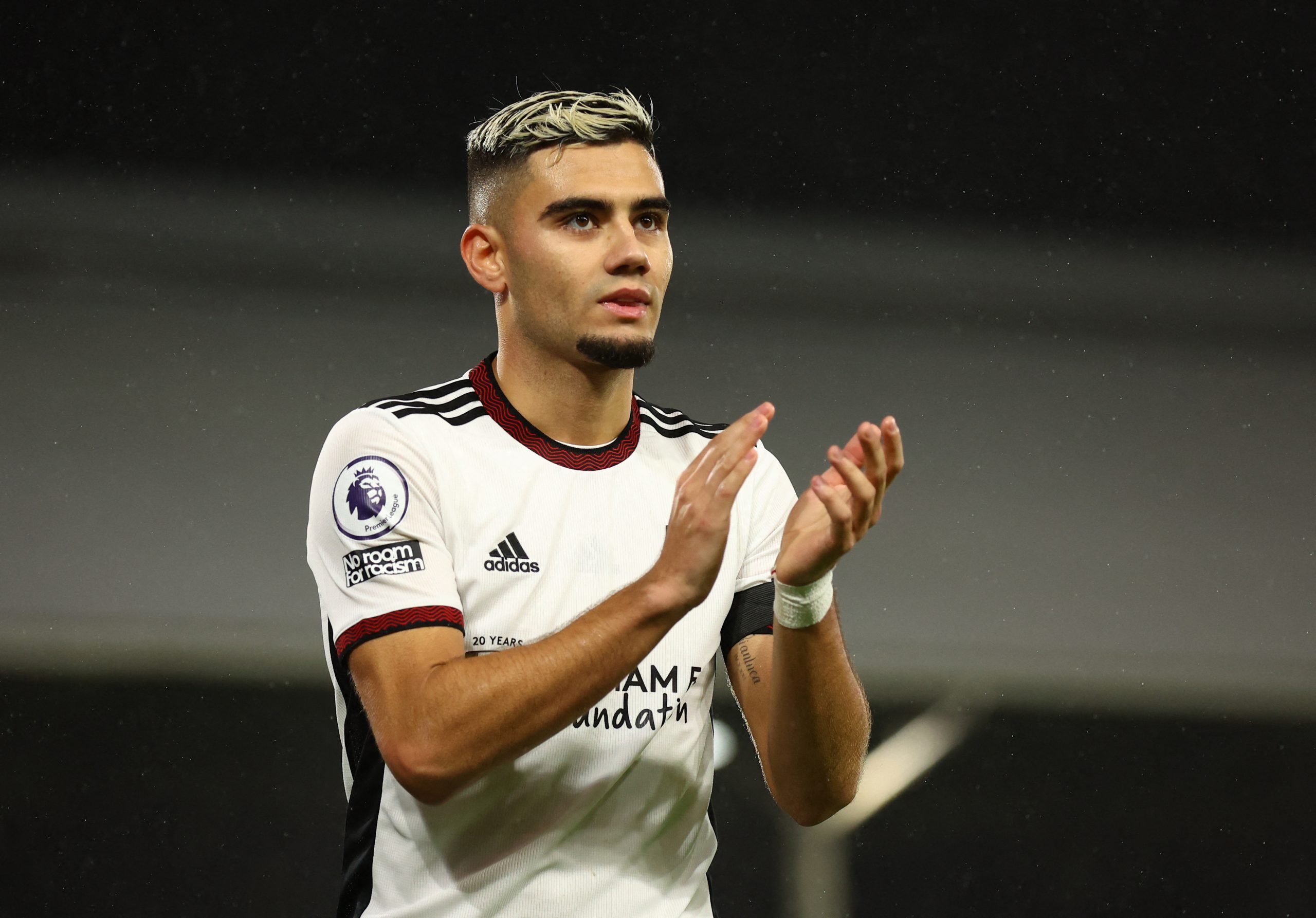 Soccer Football - Premier League - Fulham v Southampton - Craven Cottage, London, Britain - December 31, 2022 Fulham's Andreas Pereira applauds REUTERS/David Klein EDITORIAL USE ONLY. No use with unauthorized audio, video, data, fixture lists, club/league logos or 'live' services. Online in-match use limited to 75 images, no video emulation. No use in betting, games or single club /league/player publications.  Please contact your account representative for further details. Photo: David Klein/REUTERS