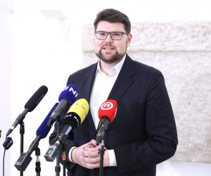20.01.2023., Zagreb - Na konferenciji za medije odrzanoj u Saboru o aktualnim temema govorio je Pedja Grbin. Photo: Patrik Macek/PIXSELL
