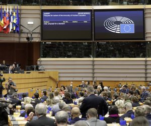 epa10444040 Votes for the waiver of the immunity of Italian Andrea Cozzolino during a plenary session of the European Parliament in Brussels, Belgium, 02 February 2023. European parliament will later on request for the waiver of the immunity of two MEPs of S&D Belgian Marc Tarabella and Italian Andrea Cozzolino on Qatar gate.  EPA/OLIVIER HOSLET