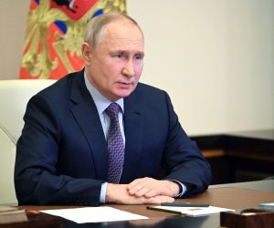 epa10445424 Russian President Vladimir Putin chairs a meeting with members of the Russian Security Council via a video conference at the Novo-Ogaryovo state residence, outside Moscow, Russia, 03 February 2023.  EPA/MIKHAEL KLIMENTYEV/SPUTNIK/KREMLIN POOL MANDATORY CREDIT