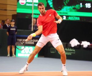 Rijeka, 04.02.2023.- Prvog dana kvalifikacijskog meæa Davis Cupa izmeðu Hrvatske i Austrije koji se igra u dvorani Sportskog centra na Zametu u drugom meèu igraju Borna Gojo i Dominic Thiem. Na fotografiji Borna Gojo. 
foto HINA/ Miljenko KLEPAC/ mk