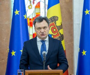epa10459404 Moldova’s prime minister nominee Dorin Recean attends a press briefing at the presidential building in Chisinau, Moldova, 10 February 2023. The president of Moldova named Dorin Recean as candidate to the premiership of the country hours after Natalia Gavrilita resigned from the post.  EPA/DUMITRU DORU