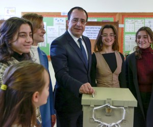 epa10462741 Cypriot presidential candidate Nikos Christodoulides (C), escorted by his family, casts his vote at a voting center during presidential elections in Geroskipou village near Pafos, Cyprus, 12 February 2023. Greek Cypriots vote to elect a new president for a five year term, in a runoff election. Andreas Mavroyiannis and Nikos Christodoulides are the contenders. In the first round, last Sunday, Christodoulides secured 35.04 percent of the vote, while Mavroyiannis secured 29.59 percent.  EPA/ALEX MITA