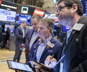 epa10465696 Traders work on the floor of the New York Stock Exchange in New York, New York, USA, on 13 February 2023.  EPA/JUSTIN LANE