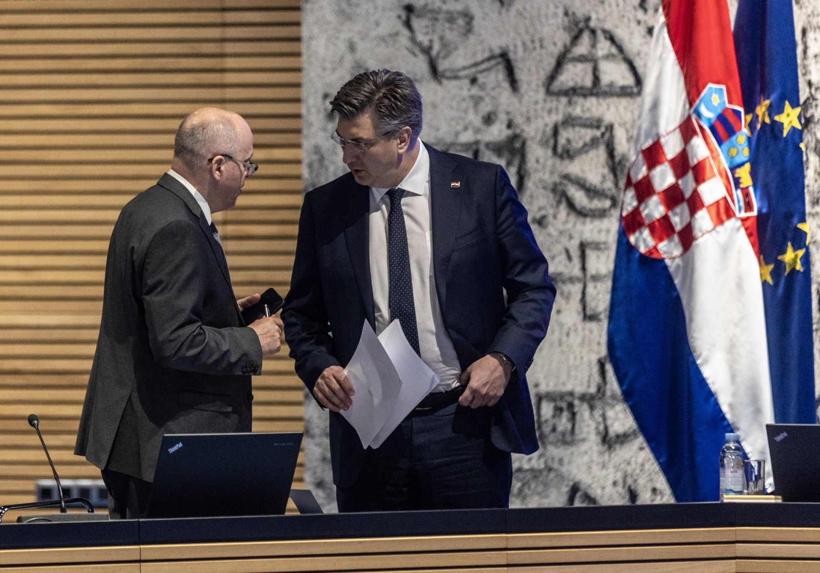 Zagreb, 16.2.2023 - Sjednica Vlade Republike Hrvatske. Na slici Branko Bačić i Andrej Plenković.
Foto Hina/ Dario GRZELJ/ dag
