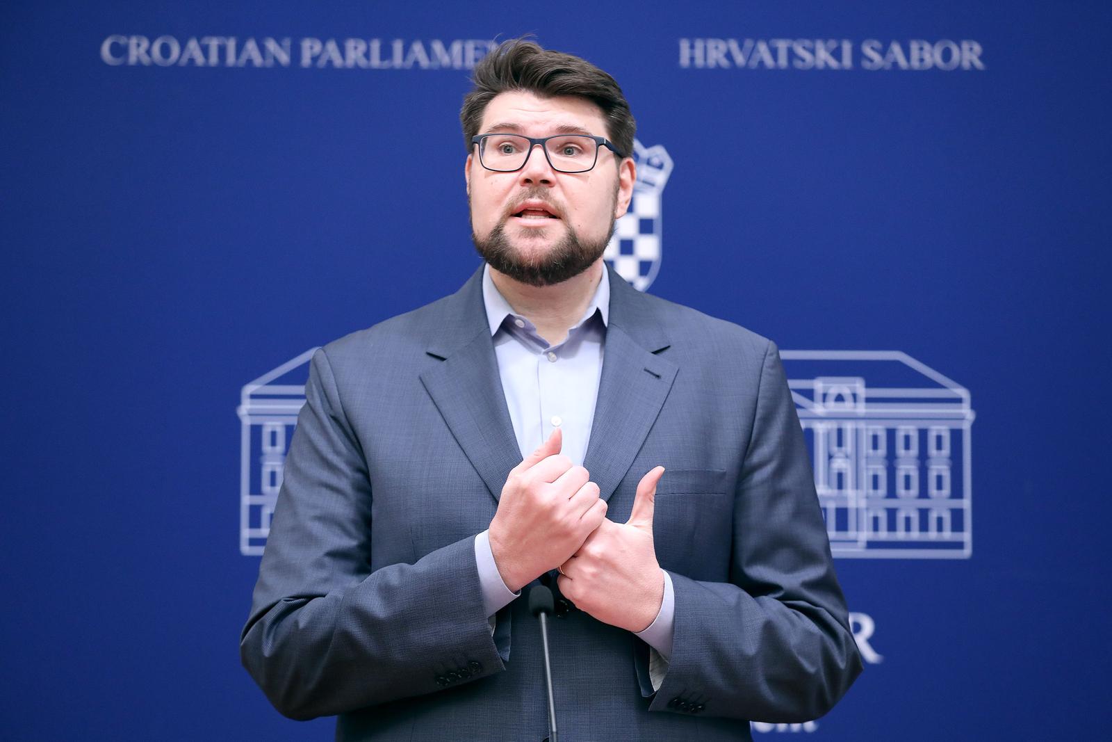 01.02.2023., Zagreb - Na konferenciji za medije odrzanoj u Saboru o slucaju Hrvatske sume i drugimaaktualnim temema govorio je predsjednik SDP-a Pedja Grbin. Photo: Patrik Macek/PIXSELL