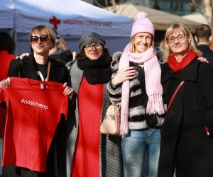 01.02.2023., Zagreb - Trg Petra Preradovica. Zene koje su imale mozdani udar: Manuela Kurtic, Zeljka Gracin, 
Katica Sertic i 
Ivana Skarpa Dulcic. Javnozdravstveno-edukativna akcija “Dan crvenih haljina 2023.”, u organizaciji Hrvatskog lijecnickog zbora – Hrvatskog neuroloskog drustva i Gradskog ureda za socijalnu zastitu, zdravstvo, branitelje i osobe s invaliditetom. Cilj kampanje je podici svijest o specificnostima mozdanog udara u zena, upozoriti na pogubne posljedice zanemarivanja simptoma i potrebu promjena nacina zivota. Photo: Sanjin Strukic/PIXSELL